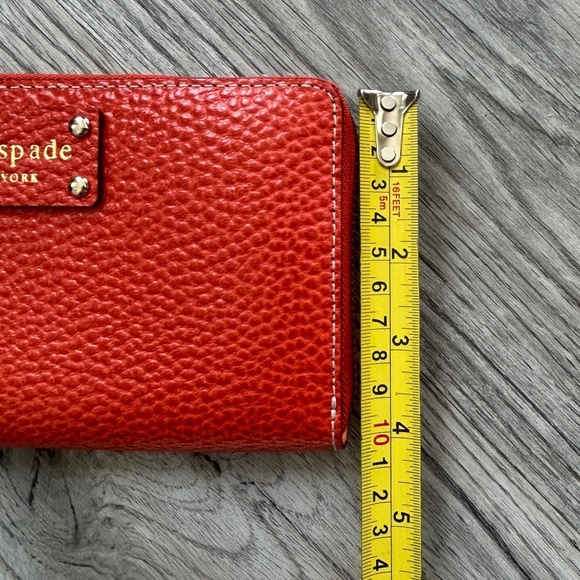 Kate Spade Red Leather Wellesley Neda Zip Around Clutch/Wristlet - Picture 7 of 7